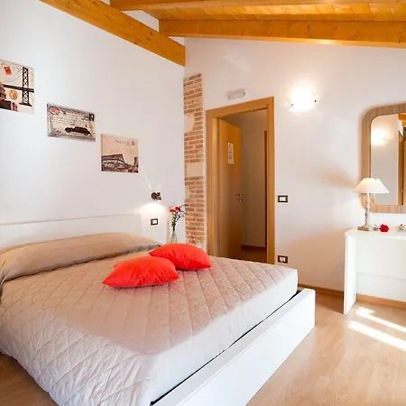 Oda ve Kahvaltı La Quiete